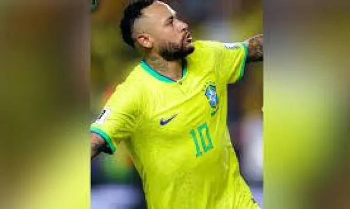 Exame de Neymar mostra evolução em lesão e jogador seguirá tratamento médico 