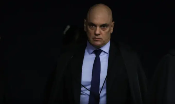 Fachin cita “soberania” e autoriza AGU a defender Moraes em ação nos EUA movida por empresa de Trump