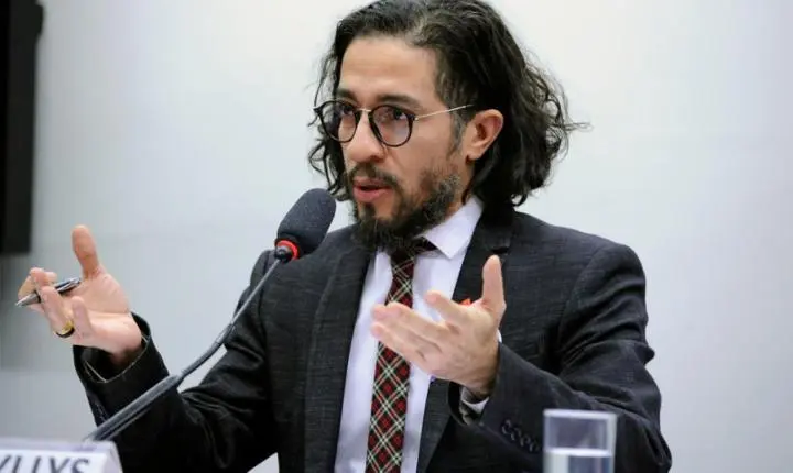 Jean Wyllys confirma que é pré-candidato à Camara: “Decidi”