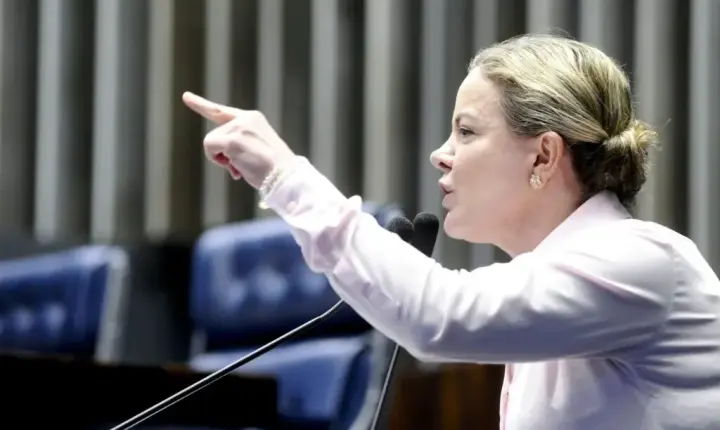 Justiça condena Gustavo Gayer a pagar indenização a Gleisi