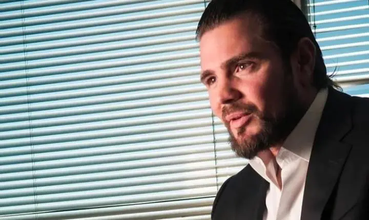 Mansão da família de Daniel Vorcaro é invadida e sofre furto de R$ 5 milhões