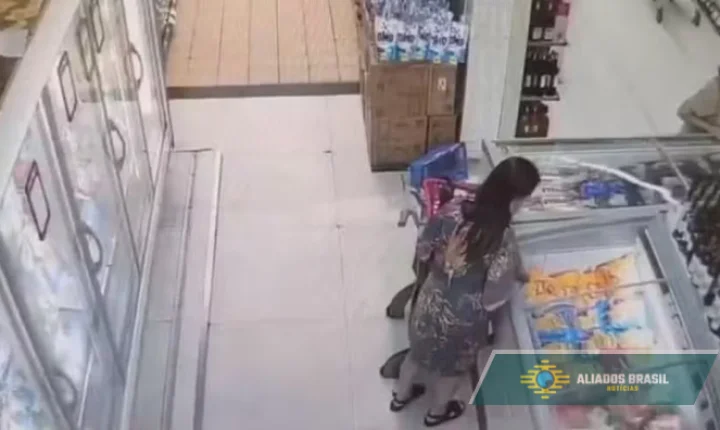 Médica tenta fugir, mas é presa em flagrante por furtar produtos de supermercado em Copacabana; vídeo