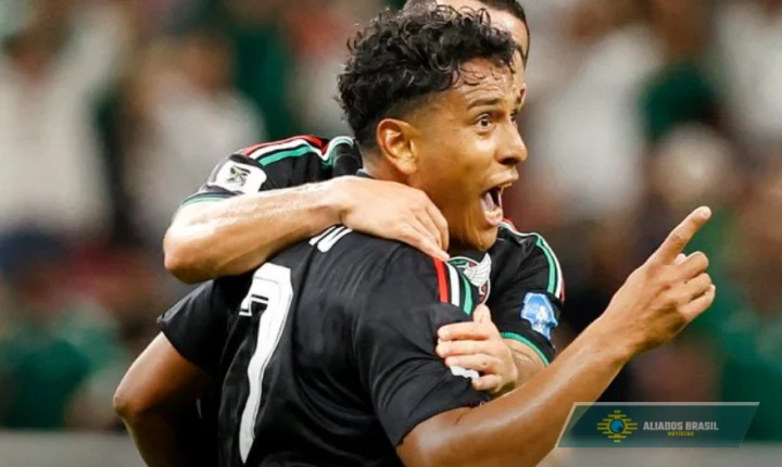México vence Coreia do Sul com frango e é a primeira seleção classificada na Copa