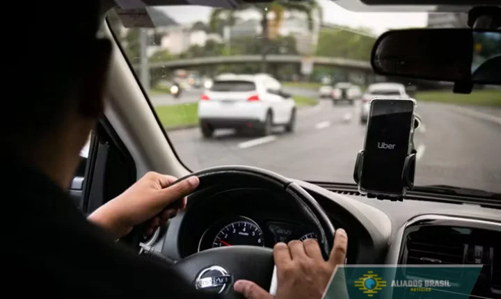 “Move Brasil” de Lula não sai do lugar: motoristas de aplicativo e taxistas dizem que promessa de crédito ficou no papel