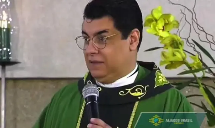 Sermão de padre que fez noiva desistir da casar viraliza: ‘Abri o olho da iludida’  