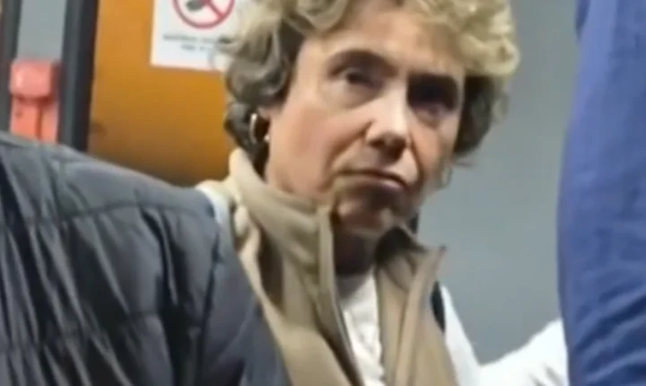 “Só havia macacos lá fora”: passageira espanhola é detida por racismo no aeroporto de SP