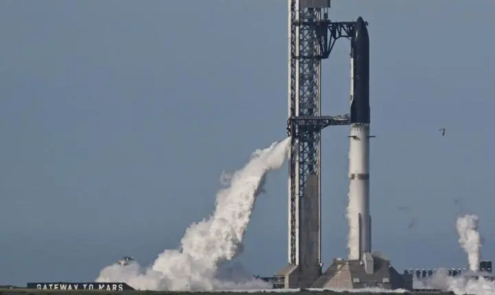 SpaceX desiste de lançar nova versão do foguete Starship