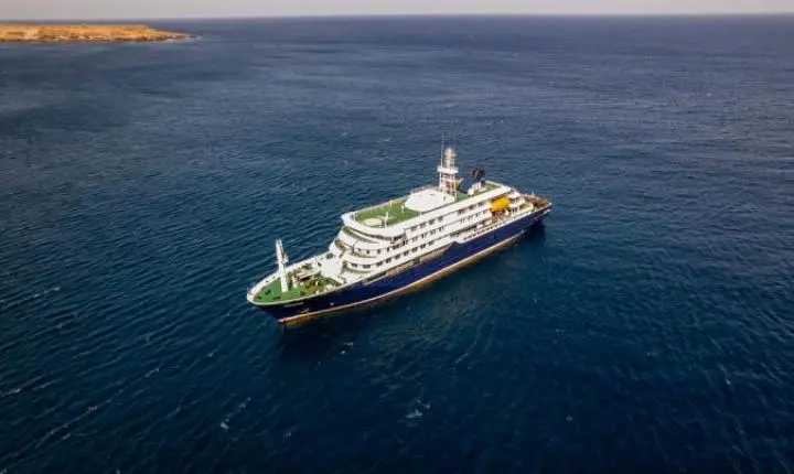 Três passageiros morrem a bordo de cruzeiro no Atlântico; um caso é confirmado como hantavírus