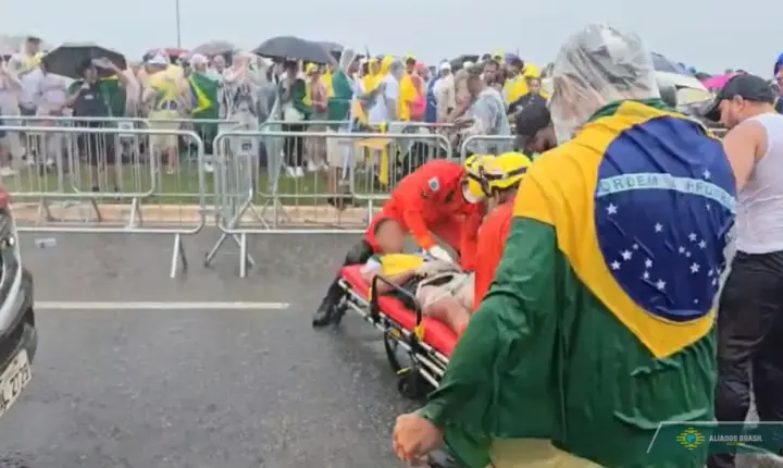 Veja relato de apoiadoras de Nikolas atingidas por raio em Brasília